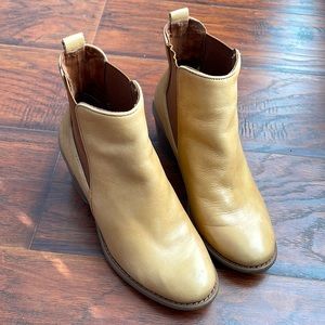 Inc international concept women booties, leather upper, nude color, size 5M